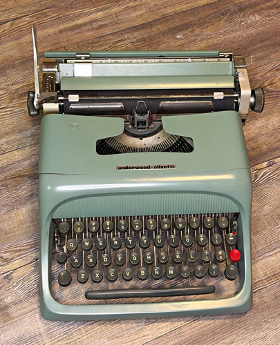 Vintage underwood olivetti - vintage, underwood-olivetti