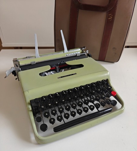 Green mcm olivetti lettera - green,