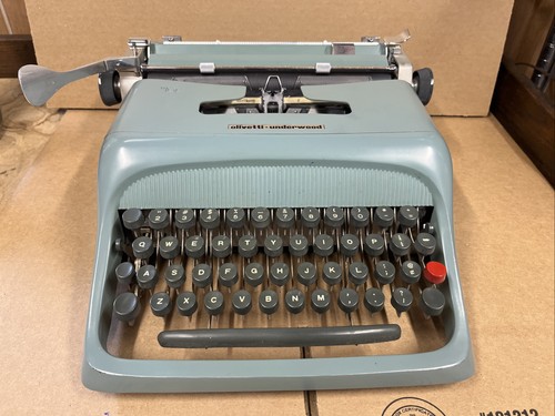 Olivetti underwood studio - studio, 44