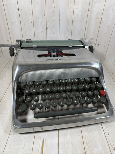 Vintage olivetti studio - vintage,
