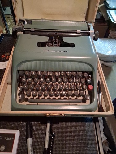 Vintage olivetti underwood - olivetti,